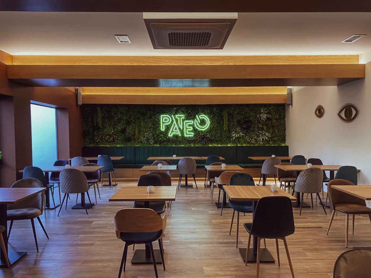 Pate'O Hostel & Suites Овар Екстер'єр фото